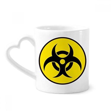 Imagem de Caneca com símbolo de radiação tóxica amarela perigosa química perigosa café cerâmica copo de coração de vidro