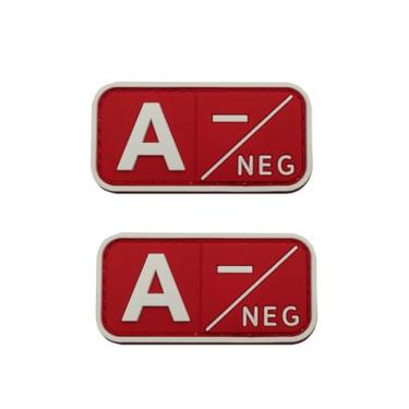 Imagem de Ruoming 2 peças externas 3D PVC borracha macia tipo sanguíneo médico, crachá de gancho de resgate, emblema de moral, acessório DIY (vermelho e branco A)