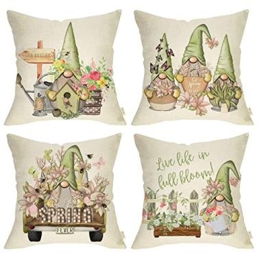 Imagem de Conjunto de 4 capas de almofada decorativas de caminhão gnomo para jardinagem de primavera 45,7 x 45,7 cm, regador de casa de pássaros, flores de lírio, abelha, pássaro, decoração rústica, casa de