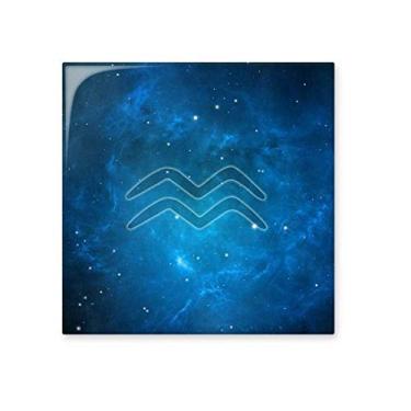 Imagem de Pedra adorna de tijolos vitrificados de cerâmica Constelação do zodíaco de Aquário Noite Estrelada