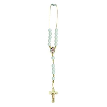 Imagem de Catholica Shop Terço de carro Nossa Senhora de Fátima – Contas de pérolas de plástico simulado de 8 mm – Centro e crucifixo pintado em tom dourado de madeira – Terço católico para pendurar no espelho