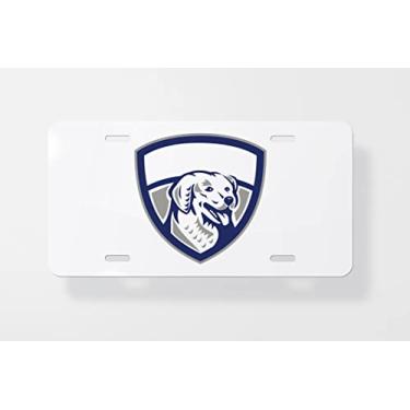 Imagem de Kuvasz Capa para placa de carro retrô com escudo de cabeça de cachorro – Capa para placa de carro – Capa para moldura da placa de carro 15 x 30 cm