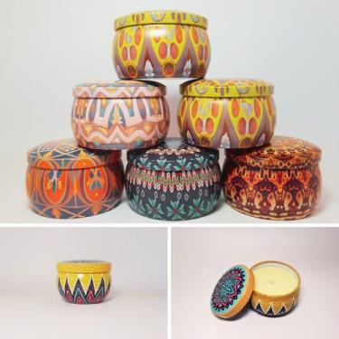 Imagem de Vela Aromática em Lata Estampada, Pavio de Algodão, Cera de Coco, 130g (Lavanda)