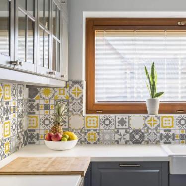 Imagem de Adesivo de Azulejo Cinza Vigo 20x20 cm com 72un - Quartinhos