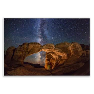 Imagem de Stupell Industries Arte de placa de parede de céu estrelado através do arco do deserto, design de Royce Bair, 15 x 10