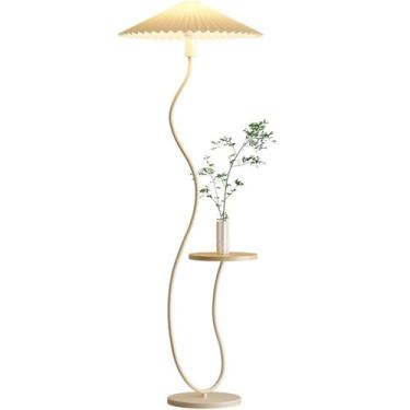 Imagem de Luminária de chão Abajur plissado integrado com prateleira, luminária de chão para sala estar, sofá ao lado da mesa centro canto, luminárias para quarto