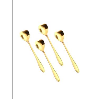 Imagem de 4 colheres em aço inox, douradas, design coração, mesa posta. Para cafés, chás, sobremesas.