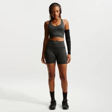 Imagem de Shorts Dri-FIT Nike Feminino-Feminino