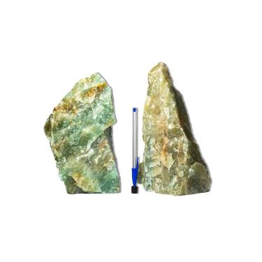 Imagem de 01 Ônix Verde Pé Serrado Natural 4 a 6kg Média 32cm Tipo B
