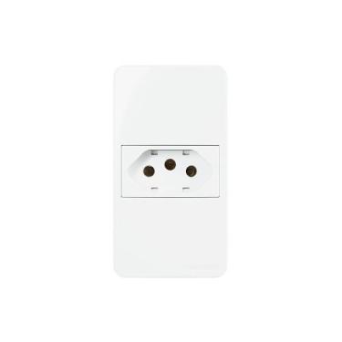 Imagem de Placa para Condulete Caixa 3/4" com Tomada MarGirius Sleek 2P+T 20A Br