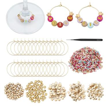 Imagem de PH PandaHall Kit de 100 conjuntos de pingentes de taça de vinho DIY, 1300 contas coloridas de letras, 250 contas de ouro, 100 anéis de latão, pingentes de vinho personalizados para taças de caule