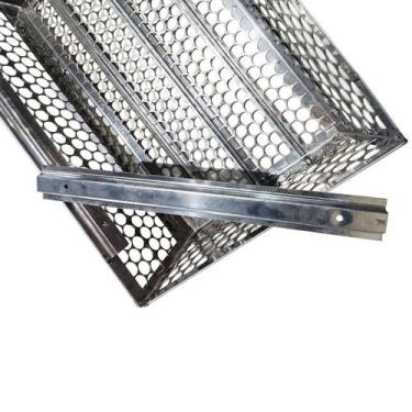 Imagem de Lixeira Retangular Parede Grade Portão Aço Inox 60x40x20cm - Brassol