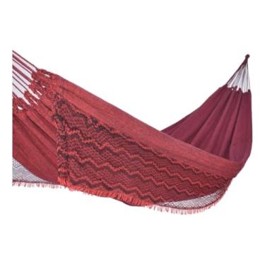 Imagem de Rede De Descanso Dormir Balanço Casal Reforçada Grande 4m x 1,4m - Ideal Para Camping, Hotel, Praia, Acampamento, Jardim, Varanda, Sítio, Chácara, Apartamento, Viagem (Vinho Mesclado Com Varanda)