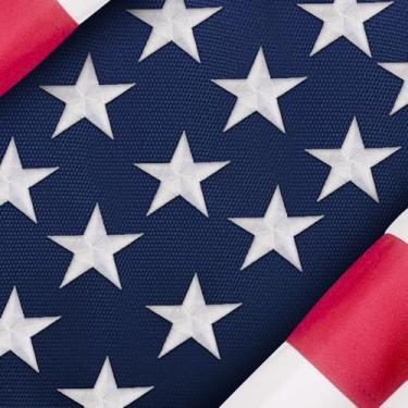 Imagem de Bandeira americana, bandeiras americanas para fora, bandeira americana de 7 x 12 cm, resistente, estrelas bordadas, bandeiras dos EUA, bandeira americana de longa duração 9 x 1,5 m, bandeira dos EUA