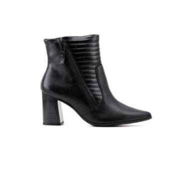 Imagem de Bota Cano Curto Ramarim Bico Fino 2468103 Couro Preto-Feminino