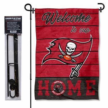 Imagem de WinCraft Tampa Bay Buccaneers Welcome to Our Home Garden Flag and Flagpole Mount
