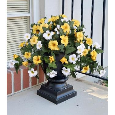 Imagem de HyeFlora Flores artificiais para atividades ao ar livre, 2 peças, aparência de glória da manhã sintética, flores de seda verdadeira para plantador externo, flores falsas resistentes a UV para casa