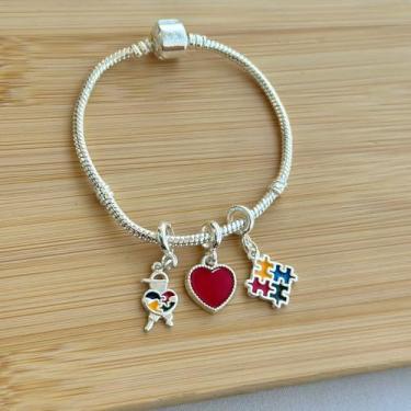 Imagem de Pulseira com 3 berloques filho autista + símbolo autismo + coração vermelho - banhado a prata