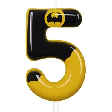 Imagem de Vela de 5º aniversário de morcego preto, topo de bolo de morcego com 5 velas, número 5 velas de aniversário, temática de herói, suprimentos de festa de aniversário para meninos e meninas (morcego