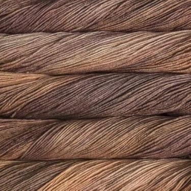 Imagem de Malabrigo Arroyo fio tingido à mão (047 - café caramelo)