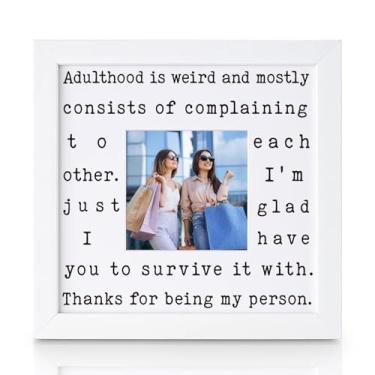 Imagem de THYGIFTREE Porta-retrato engraçado de melhor amiga para mulheres, lembrança de amizade sentimental, presente de aniversário, Natal, presente para ela, minha pessoa, adulto, parceiro de sobrevivência