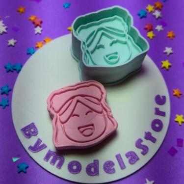 Imagem de Ejetor para Brigadeiros e Docinhos Roblox Menina - BYMODELASTORE