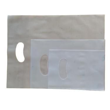 Imagem de 1 QUILO DE SACOLAS PLASTICA BOCA DE PALHAÇO TRANSPARENTE FOSCA 1°LINHA 13 MICRAS DE ESPESSURA (TRANSPARENTE, 20X30)