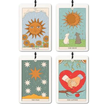 Imagem de GTYNU Vintage Boho Witchy Tarot Carta Ambientador de Carro 4 Peças, o Sol Lua Estrela Amantes Tarot Carta Aromatizador de Ar Pendurado para Carros Livros Gaveta de Armário, Acessórios de Carro Bruxo