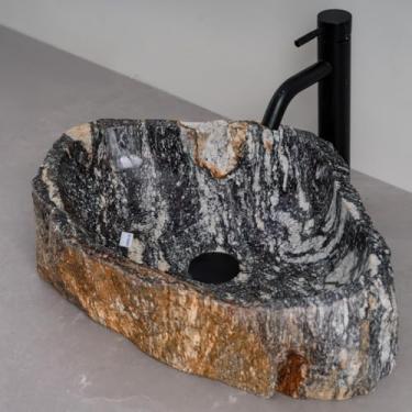 Imagem de MIDUSO Pia de embarcação de pedra irregular 100% feita à mão; pia de pedra real; pia de embarcação exclusiva; acima do balcão; pia de rocha de rio; banheiros rústicos de pias; Irre RiverStone 345