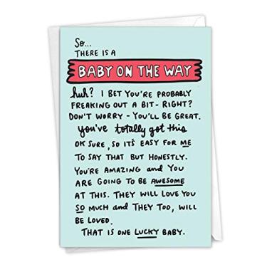 Imagem de NobleWorks - Cartão de bebê fofo para grávidas com envelope - Cartão de parabéns divertido para pais e chá de bebê - Baby On The Way C6355BBG