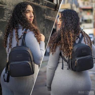 Imagem de Mochila Feminina Pequena Preta Fashion Zíper Dourado Alça Ajustável Mo