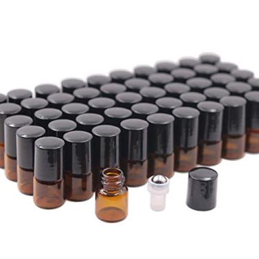 Imagem de Pacote com 50 frascos de vidro âmbar rolo em garrafa, garrafa de rolo de vidro com bola de rolo de aço inoxidável, tampa preta - amostra perfeita para óleos essenciais, aromaterapia, sem vazamento, abridor e conta-gotas