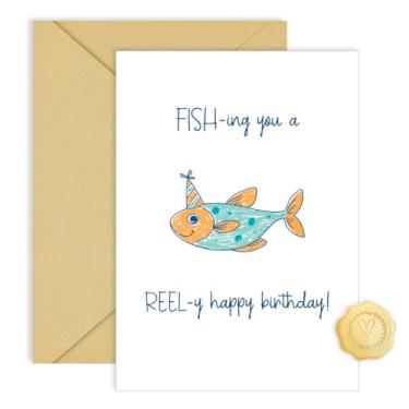 Imagem de CRTURUNIQ Cartão de aniversário de pesca engraçado para homens - Decorações de festa de aniversário de pesca - Presentes temáticos de peixe para pai, marido, namorado, pescador, irmão, avô, ele