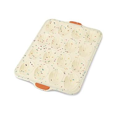 Imagem de FORMA DE SILICONE PARA 16 MADELEINES 317X210MM HERCULES UC130-16 CABO LARANJA