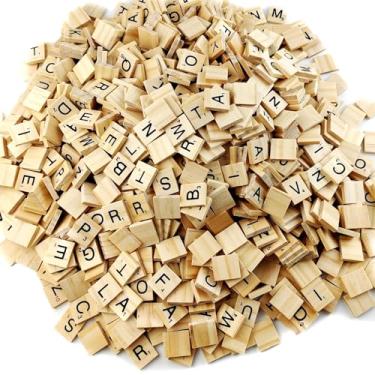 Imagem de TIHOOD 700 peças de azulejos de madeira, azulejos de madeira para artesanato, azulejos de alfabeto de madeira, letras maiúsculas A-Z para artesanato, ortografia, letras de substituição para jogos de