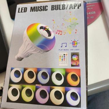 Imagem de Lâmpada Led 12W E27 Rgb Colorida Com Caixa De Som Bluetooth