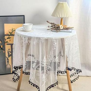 Imagem de Toalha de mesa quadrada pequena de renda branca bordada vintage toalha de mesa chique com franjas de pompom preto mesa de centro redonda para casamento, chá de bebê, decoração de casa 91 x 91 cm