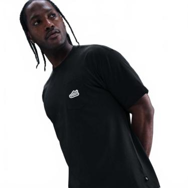 Imagem de Camiseta Nike Sportswear Patch Masculina-Masculino