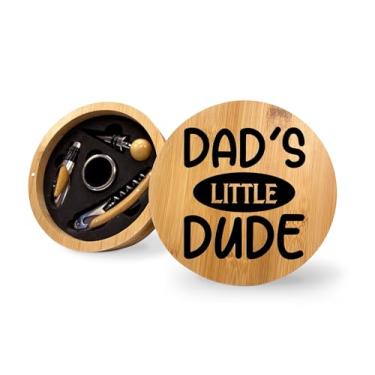 Imagem de Conjunto de ferramentas de abridor de garrafas de vinho de bambu Dads Little Dude, presente para o pai, conjunto de vinho presentes para homens, kit de vinho, ferramentas de vinho essenciais, ideia de