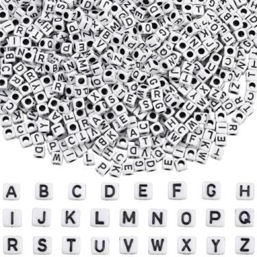 Imagem de SUNNYCLUE 1000 peças de contas brancas do alfabeto cubo branco kit 6 x 6 mm acrílico aleatório de A a Z pingentes espaçadores soltos para fazer joias, pulseiras, colares, chaveiro, acessórios de