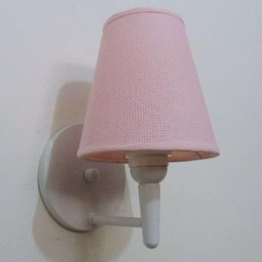 Imagem de Arandela Cone Branco Tecido 14/14x07cm Rosa Bebê Tela Bivolt