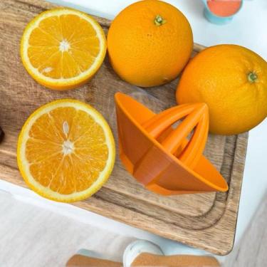 Imagem de Espremedor De Laranja/limão Para Garrafa Pet Manual - Flex 3D, Laranja