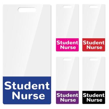 Imagem de Toykee Pacote com 5 crachás de estudante de enfermeira - Acessórios verticais para estudantes de enfermeira azul rosa roxo vermelho preto cores nome de identificação PVC transparente etiquetas de