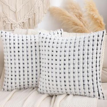 Imagem de LUOYEHK Boho Capas de almofada 50 x 50 cm, conjunto de 2 fronhas de chenille tufadas para casa de fazenda, capas de almofada neutra para sofá, cama, sala de estar, preto e branco