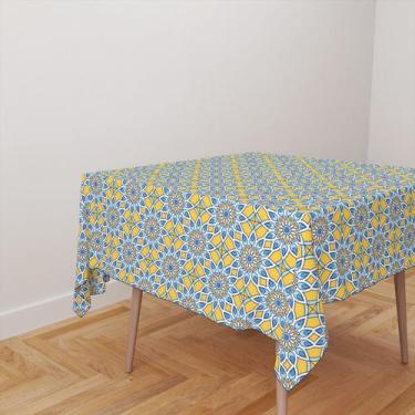 Imagem de Toalha De Mesa Quadrada 4 Lugares Tecido Oxford Mandalas Azul e Amarel