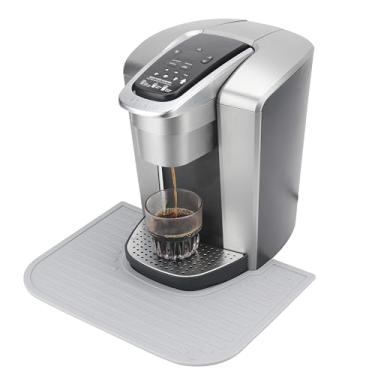 Imagem de Kiicii Tapete de café de silicone para cafeteira Keurig K-Elite, tapete de barra de café para bancada, acessórios para máquina de café expresso, à prova de respingos, fácil de mover, lavável na