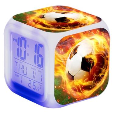 Imagem de Relógio de futebol, despertador digital cubo de 8 cm com luz noturna colorida, exibe data, hora e temperatura, decoração de cabeceira com tema de futebol para quarto de meninos, estilo 1