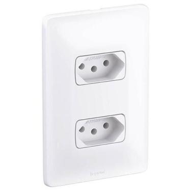 Imagem de Tomada Legrand Pial Zeffia - Dupla - 2P+T - 10A - Branco - 680111