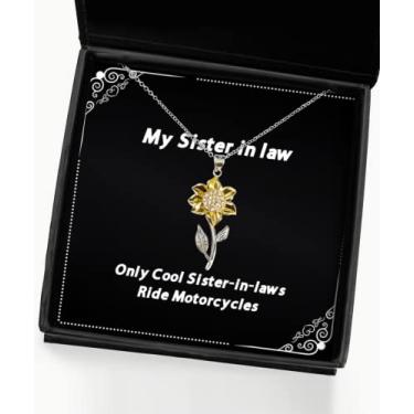 Imagem de Presentes reutilizáveis para irmã da lei, apenas motocicletas de passeio de irmãs, colar com pingente de girassol de Natal divertido da Little Sister