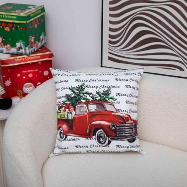 Imagem de Capa de almofada de Natal caminhão vermelho decorativo com árvore e presente design festivo vintage fronha
